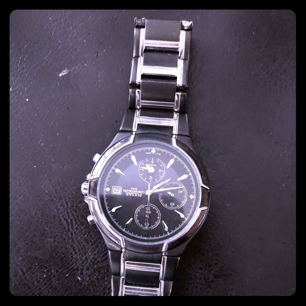 Men’s pulsar watch